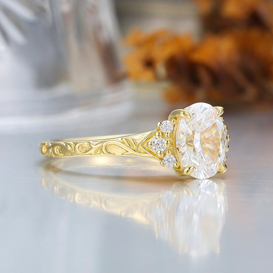 14K Bague de fiançailles romantique en moissanite taille ovale, bague de mariage en or rose avec grappe