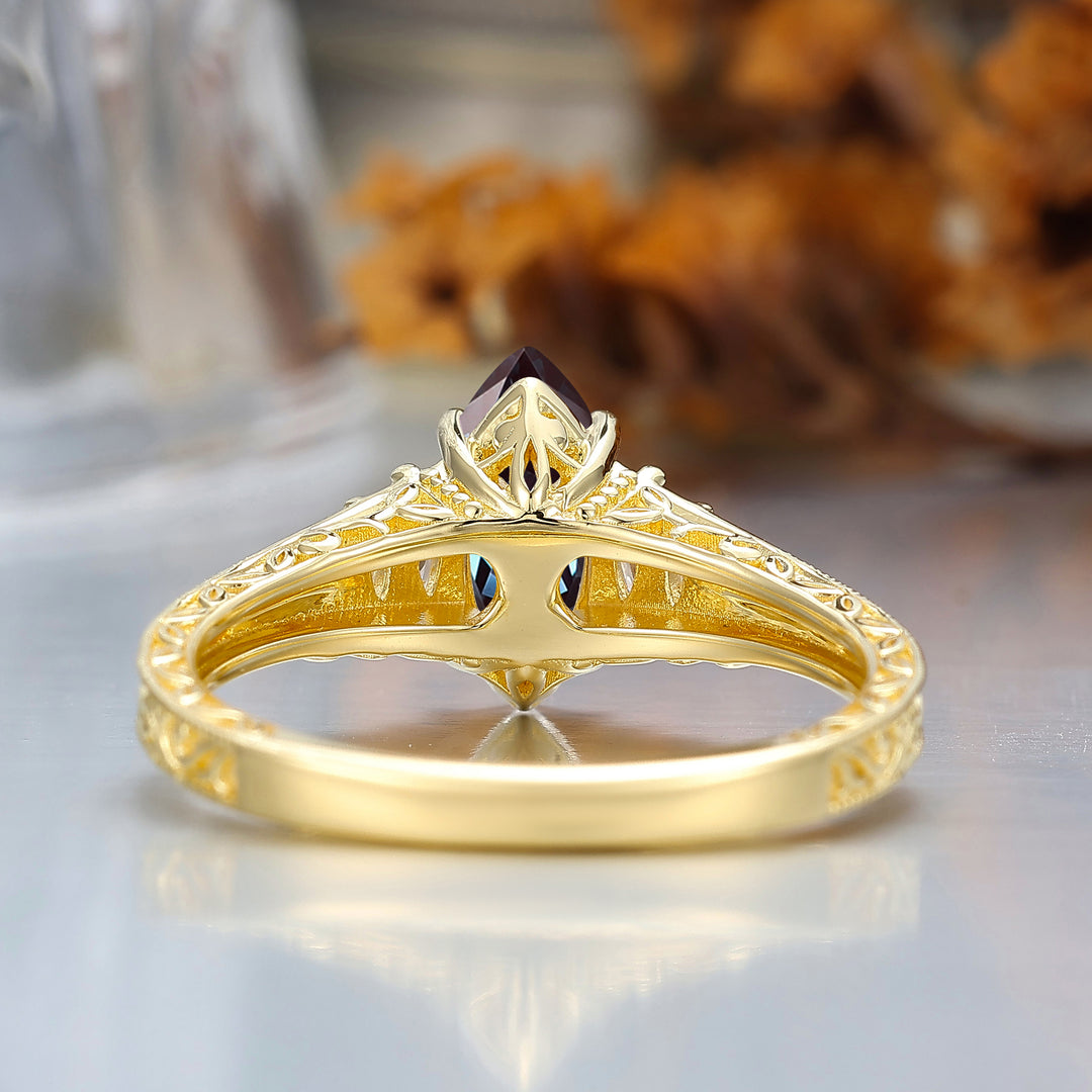 Vintage Leaf Vine Engraved Alexandrite Engagement Ring Marquise Cut Wedding Ring