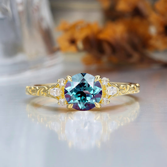 Round Filigree Vintage 14K Yellow Gold Alexandrite Engagement Ring Filigree Wedding Ring