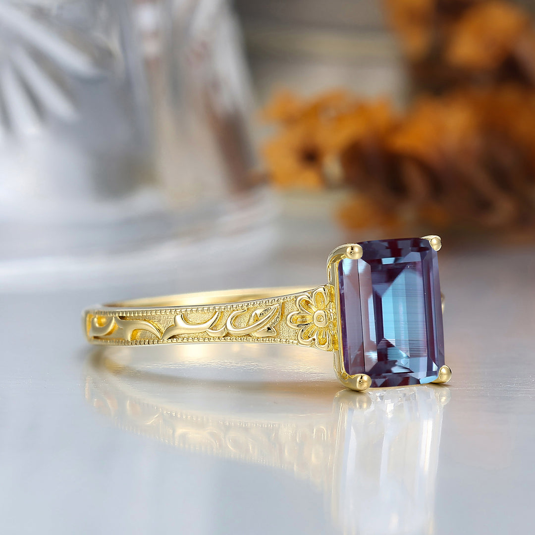 14K Solid Gold Solitaire 2CT Emerald Cut Filigreed Alexandrite Bridal Ring Baroque-inspired Women Ring