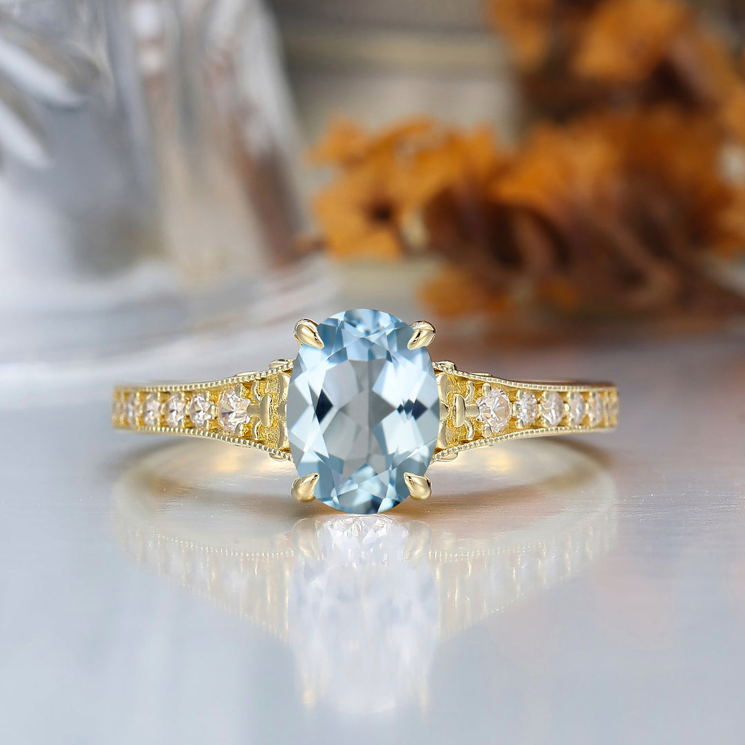 Antico anello da donna con acquamarina ovale da 1,5CT, incisione a vite con finitura milgrain per matrimonio