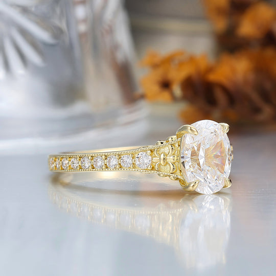 Solid Gelbgold Vintage Ovaler Moissanit Verlobungsring mit geschnitztem Reben-Design Brautring
