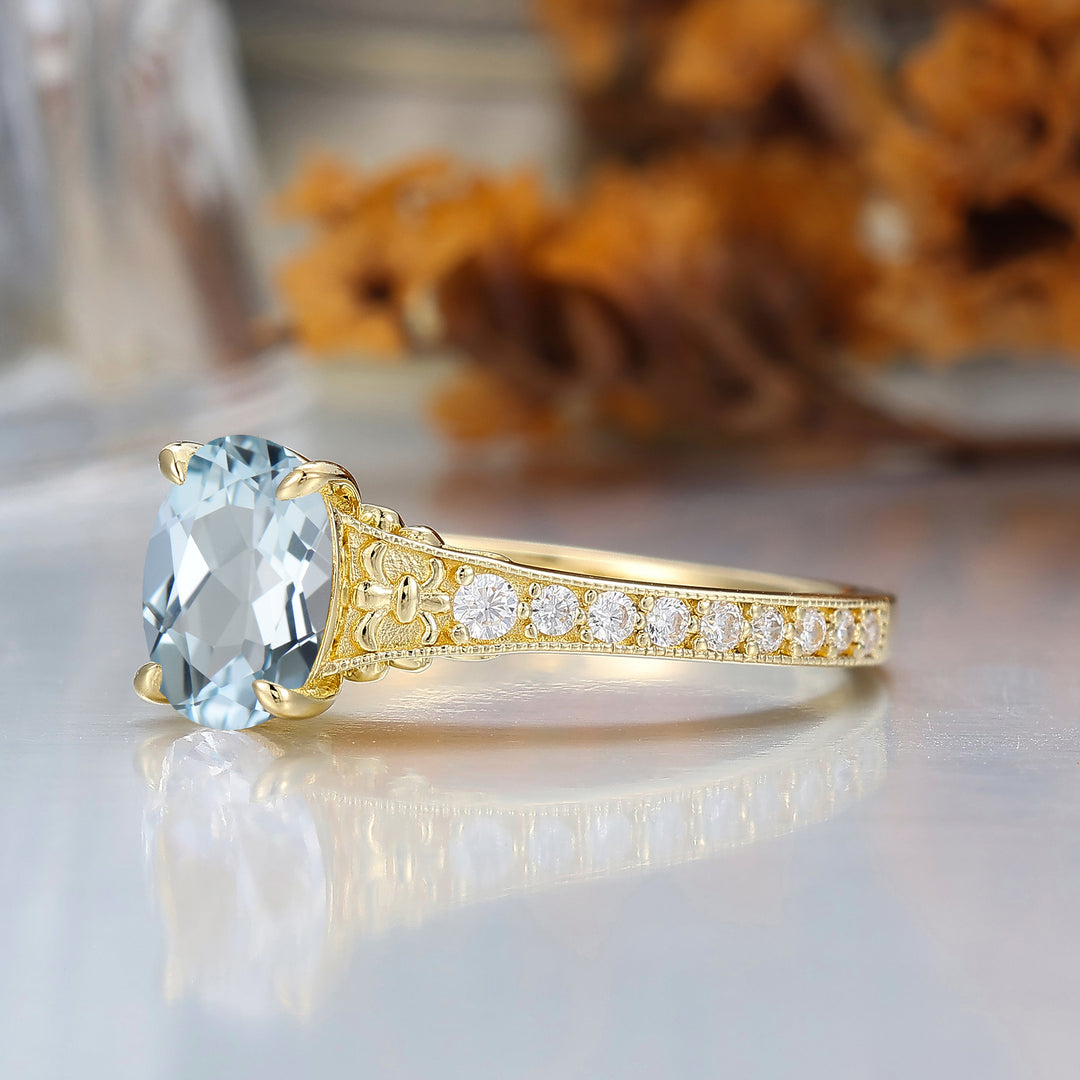 Antico anello da donna con acquamarina ovale da 1,5CT, incisione a vite con finitura milgrain per matrimonio