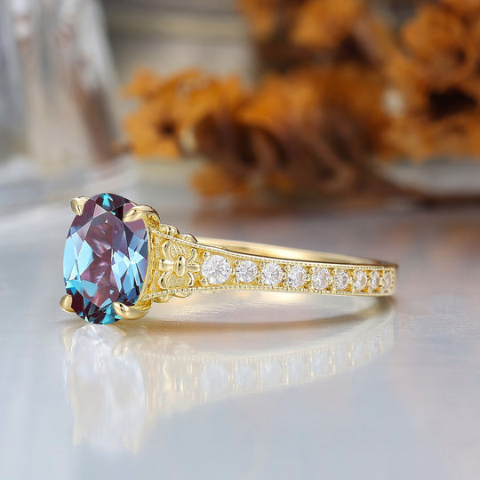 Solid Yellow Gold Vintage Oval Cut Alexandrite Engagement Ring Carved Vine Bridal Ring