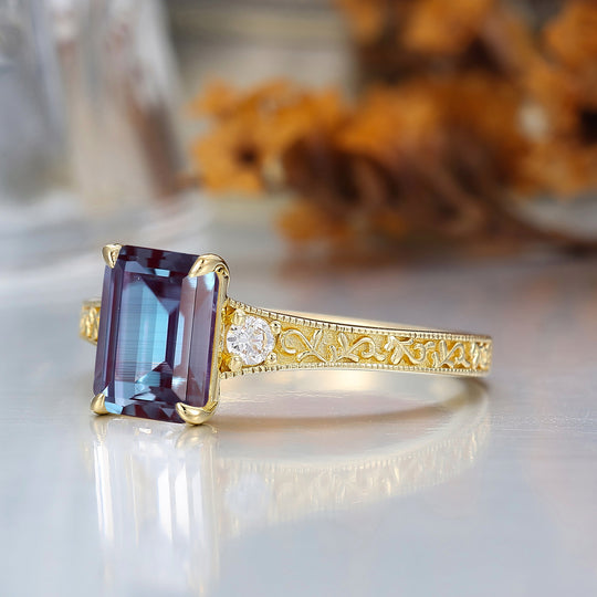 Retro Scrollwork Engraved 2CT Emerald Cut Alexandrite Bridal Ring Vine Wedding Ring For Her
