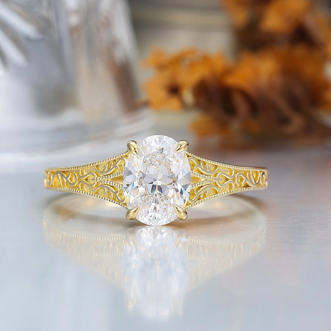 Solid 14k Gelbgold Vintage Ovaler Moissanit Verlobungsring mit Graviertem Weinranken-Design Brautring
