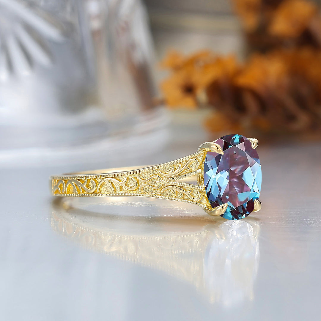 Solid 14k Yellow Gold Vintage Oval Cut Alexandrite Engagement Rings Carved Vine Bridal Ring
