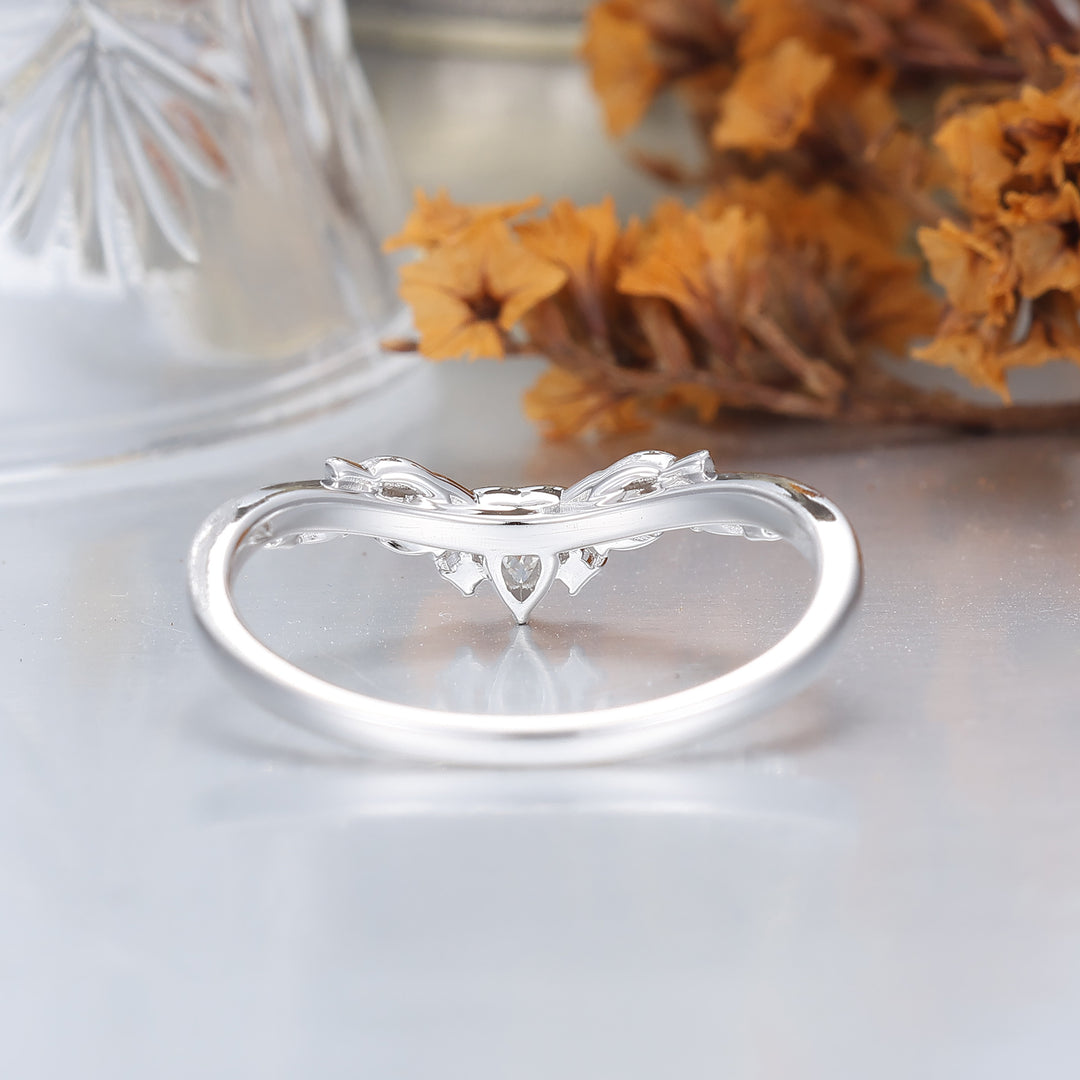 Whimsical Leaf Moissanite Curved Band Vine Moissanite Women Wedding Band