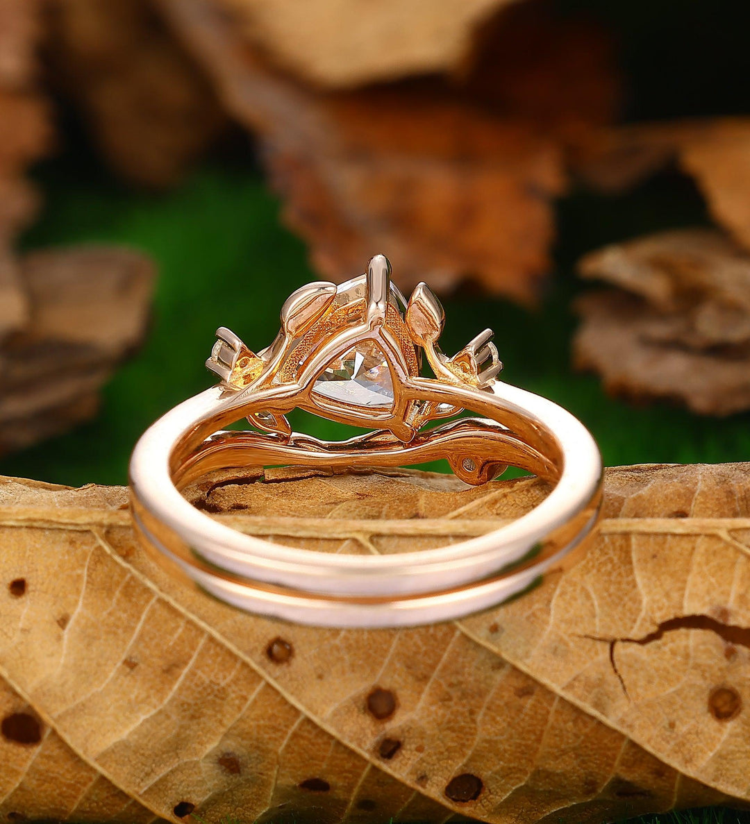 1.00CT Trillion Cut Moissanite Ring Set Natrue Inspried Moissanite Leaf Design 2pcs - Esdomera