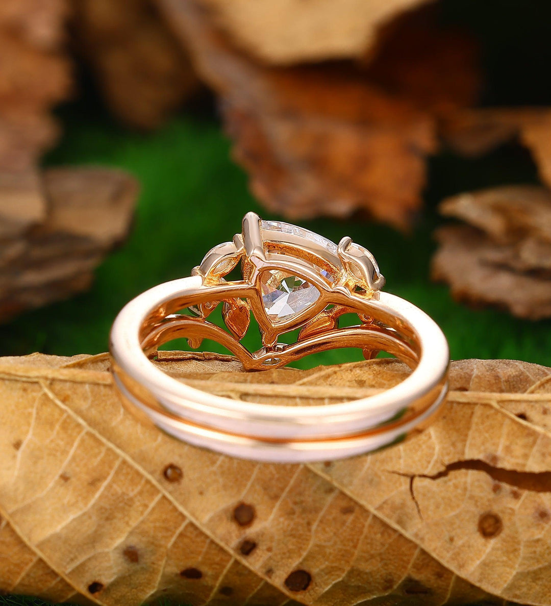 1.00CT Trillion Cut Moissanite Ring Set Natrue Inspried Moissanite Leaf Design - Esdomera