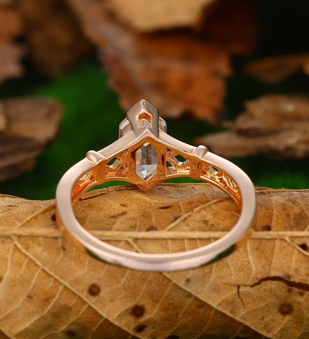 1.10CT Long Hexagon Cut 5*9mm Moissanite Ring V- Prong Setting Ring - Esdomera