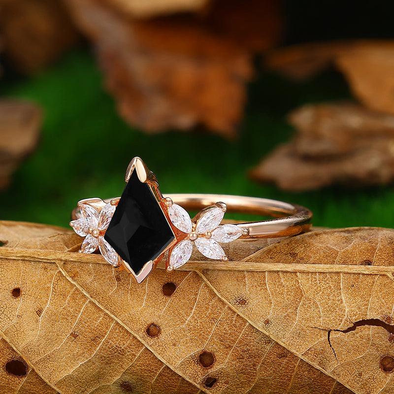 1.35 CT Kite Cut Cluster Natural Black Onyx Flower Ring - Esdomera