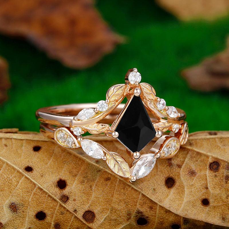 1.35 CT Kite Shaped Natural Inspired Black Onyx Engagement Ring Set Leaf Gold Band - Esdomera