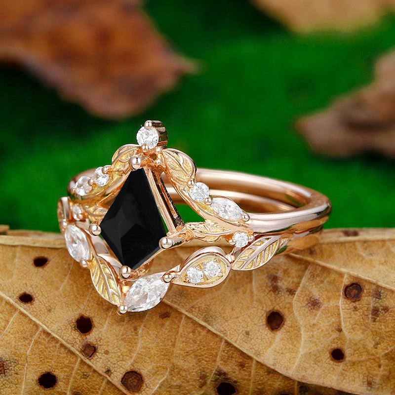 1.35 CT Kite Shaped Natural Inspired Black Onyx Engagement Ring Set Leaf Gold Band - Esdomera
