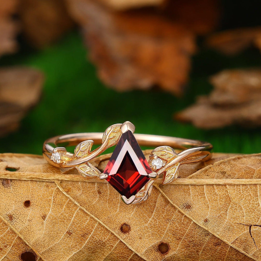 Kite Shaped Natural Red Garnet Wedding Ring Art Deco