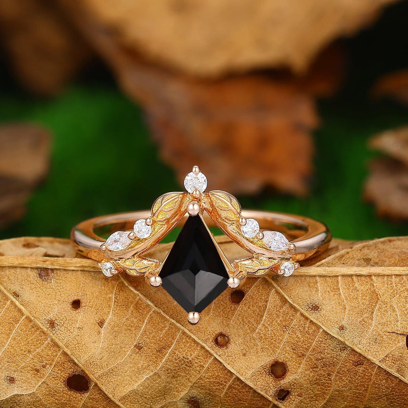 1.35Carat Natural Black Onyx Engagement Ring Unique Kite Shaped Gemstone Ring Bridal Promise Ring - Esdomera