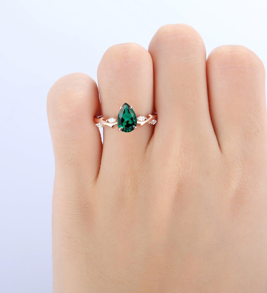 1.35Carat Pear Shaped Emerald Engagement Ring Vintage Bridal Wedding Ring - Esdomera