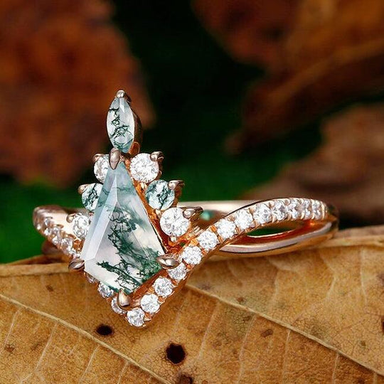 1.35CT Kite Cut Moss Agate  Halo Engagement Ring Moissanite Filigree Shaped Band