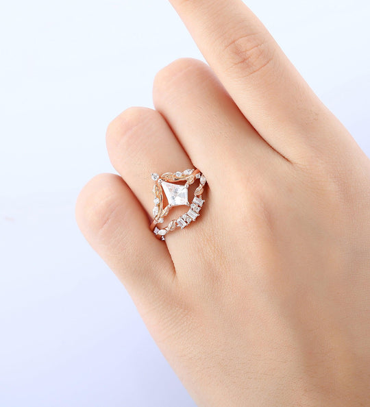 1.35CT Kite Shaped Moissanite Rose Gold Baguette Cut Curved Leaf Band Moissanite Band - Esdomera