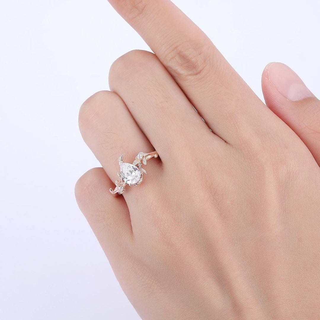 1.3CT Pear Cut Moissanite Engagement Leaf Ring Women Fine Ring - Esdomera