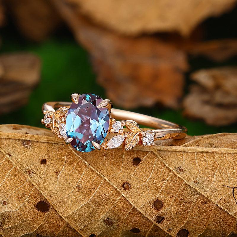 1.5CT Oval Shaped 18k Gold Cluster Alexandrite Natural Leaf Ring - Esdomera