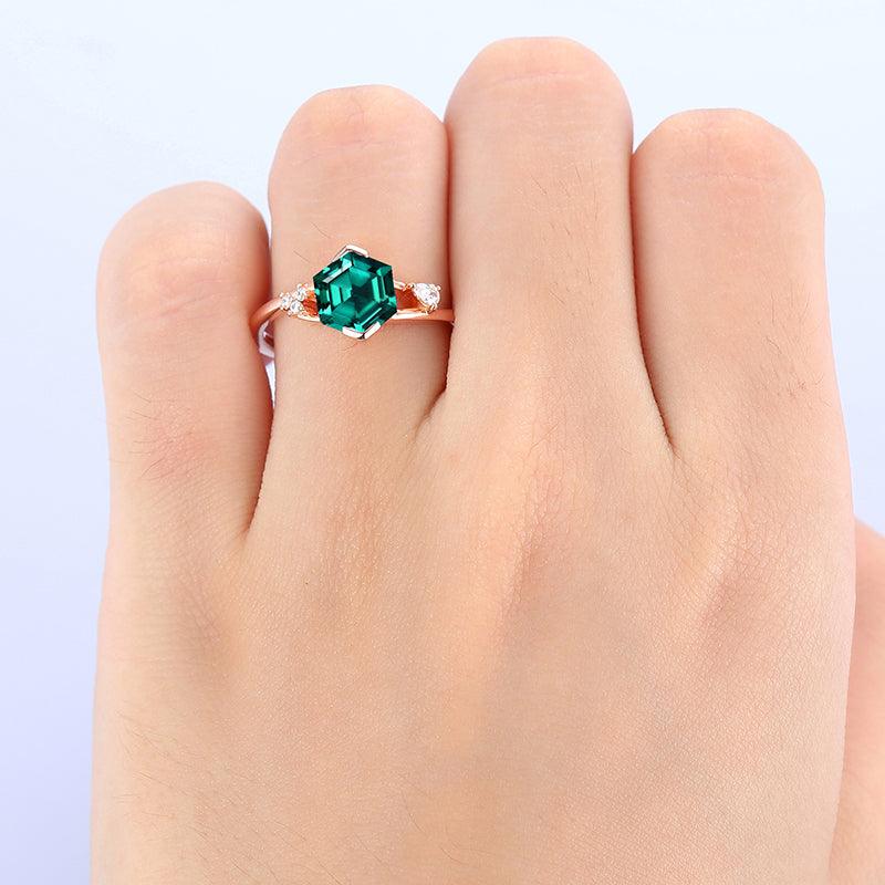 1.7 CT Hexagon Cut Unique Design 18k Rose Gold Emerald Engagement Ring - Esdomera
