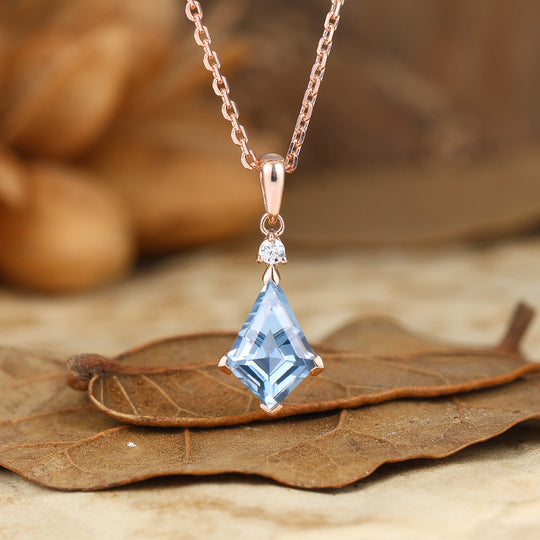 Collar colgante romántico de aguamarina con corte cometa Joyería de aguamarina Regalo de cumpleaños para mujer