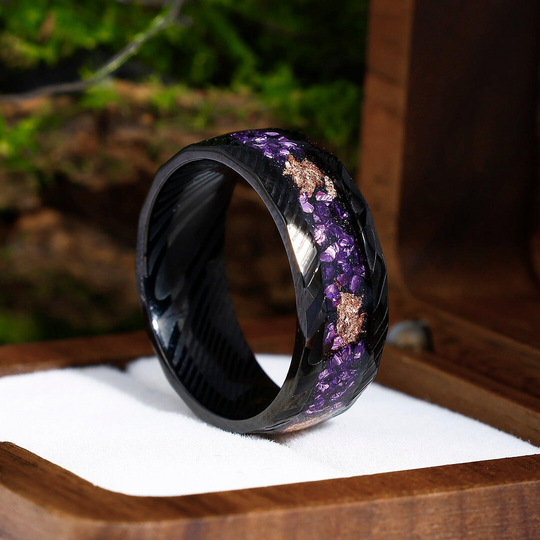 Hammered Damascus Steel - Crushed Gold Foil and Amethyst Inlay Men’s Promise Ring Unisex Bands