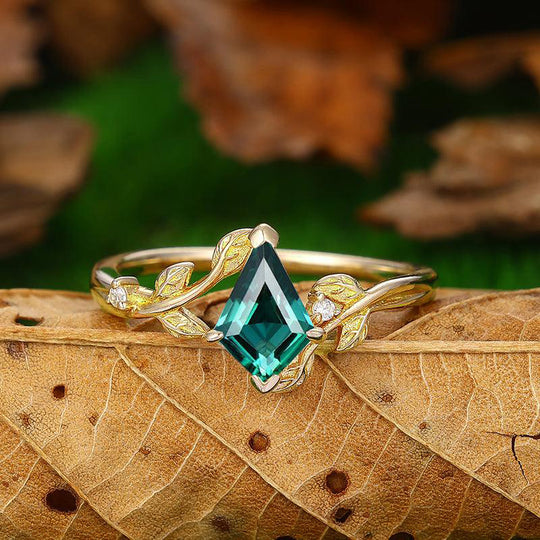 14k Rose Gold Kite Cut Art Deco Leaf Vines Shape Emerald Emerald Engagement Ring