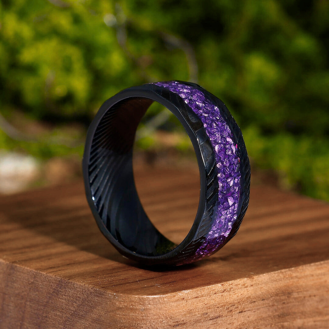 Natural Amethyst Damascus Steel Men' s Ring Hammered Black Unisex Wedding Band