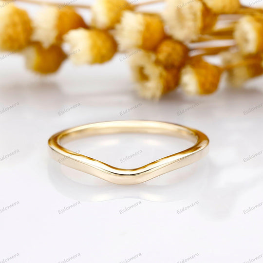 18K Solid Gold Curved Wedding Band Dainty Gold Ring For Women - Esdomera