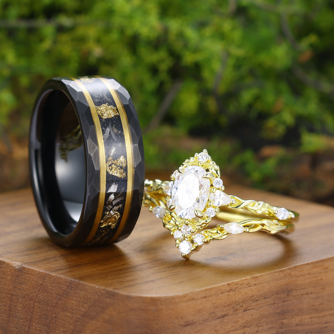 Conjunto de anillos de pareja con rama de hoja de moissanita oval