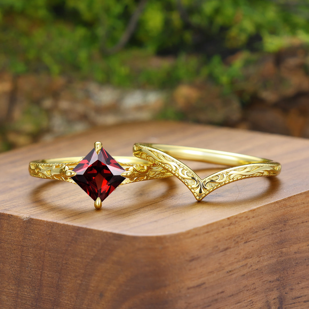 Solitaire Natural Red Garnet Engraved Couple Ring Set Vintage Filigreed Yellow Gold Plated His And Hers Rings
