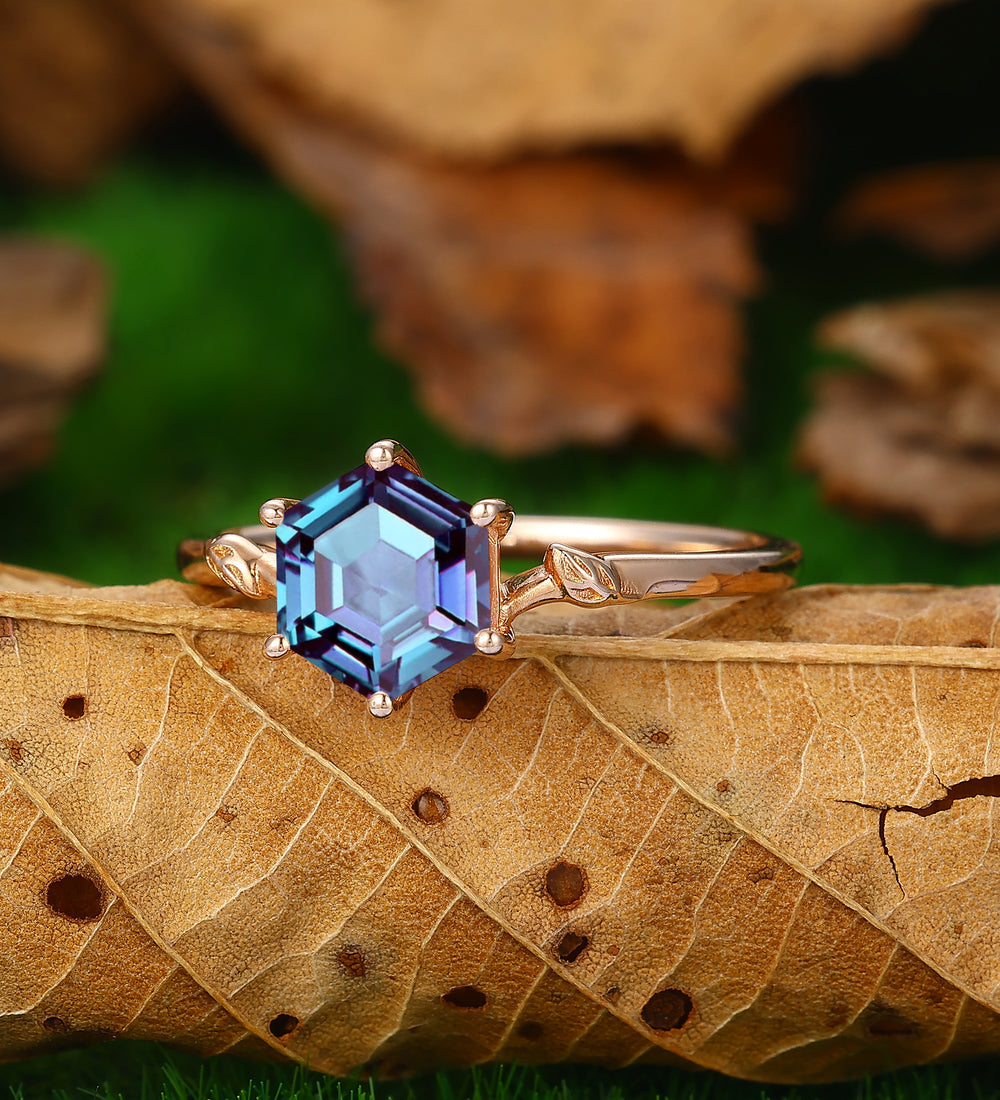 Vintage 1.35Carat Alexandrite Engagement Ring Hexagon Shaped Ring Rose Gold Art Deco Wedding Ring For Women