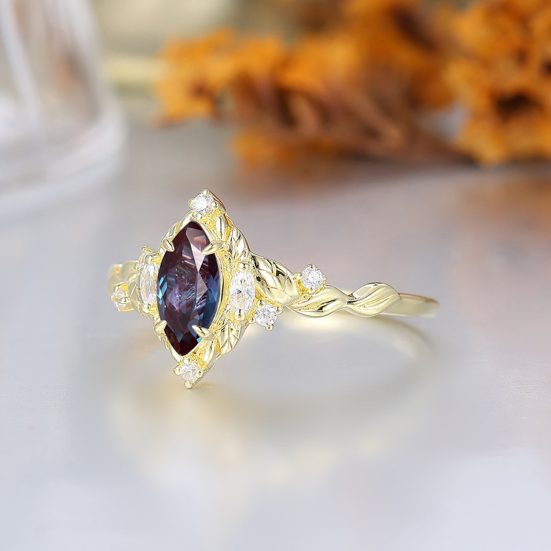 Bague de mariée Alexandrite Halo Marquise Feuille Art déco en or torsadé, bague d’anniversaire Alexandrite
