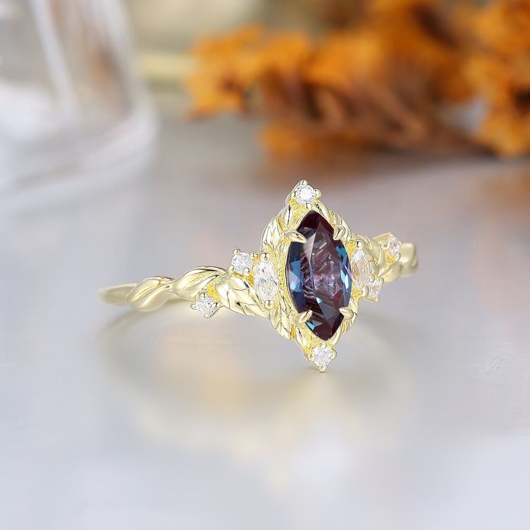 Bague de mariée Alexandrite Halo Marquise Feuille Art déco en or torsadé, bague d’anniversaire Alexandrite
