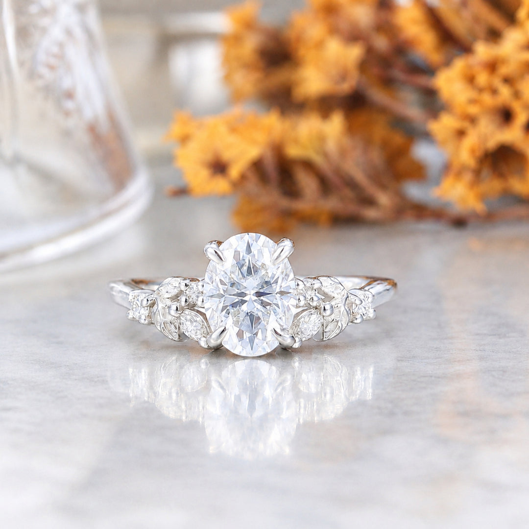 1,50 CT Ovaler Schliff Natürliche Inspiriertes Moissanit Blatt-Design Ring
