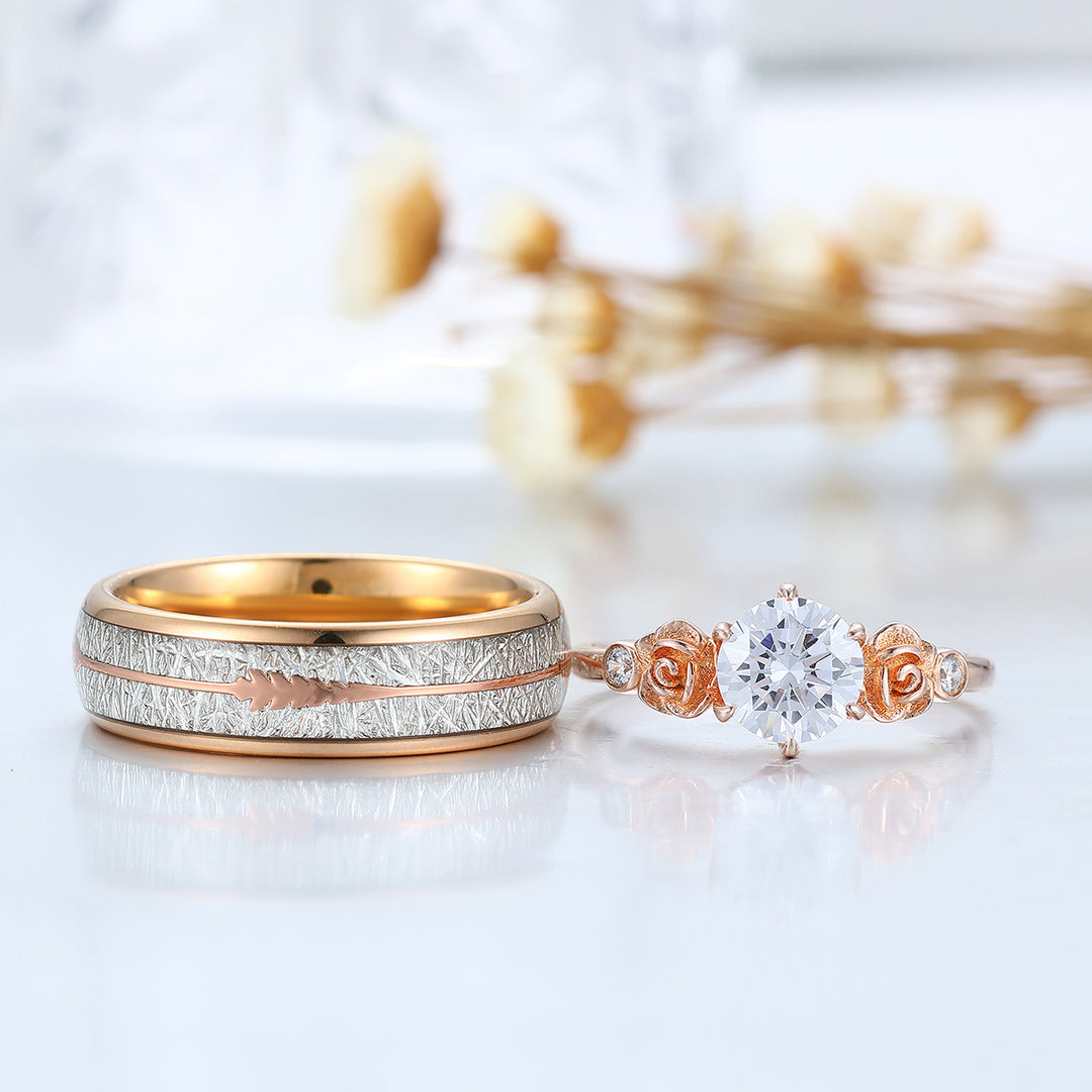 Stijlvolle ronde moissanite paarringen met bloemgravure, roségoud verguld — liefdesringen voor hem en haar