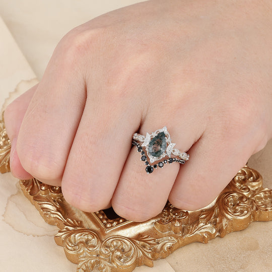 Vintage Unique Natural Moss Agate Engagement Ring Nature Inspired Leaf Ring
