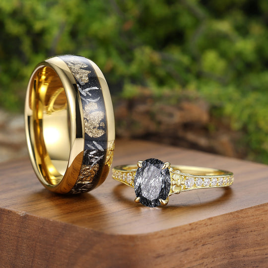 Barockinspirierte Vergoldete Paarringe Mit Schwarzem Rutilquarz Und Perlrand, Passendes Ring-Set
