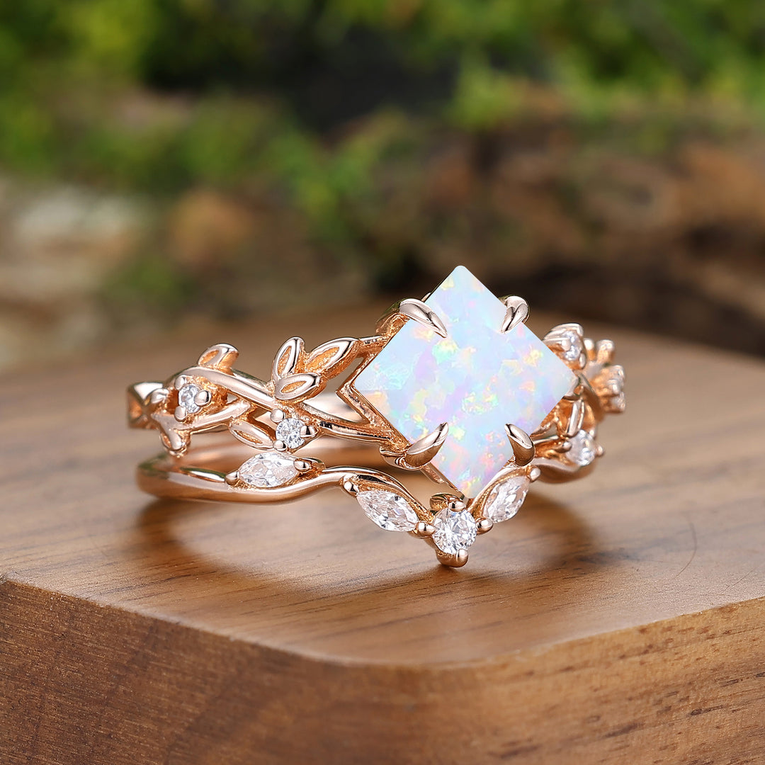 Blatt-Inspirierte Rosa-Weiße Opal-Paarringe – Versprechen, Roségold-Beschichtet, Passendes Ring-Set