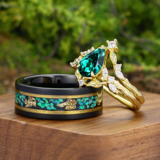 Unieke peervormig geslepen smaragd met takontwerp - set ringen voor koppels, groene smaragden, ringen voor hem en haar