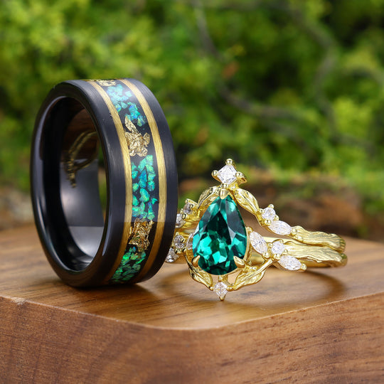 Unieke peervormig geslepen smaragd met takontwerp - set ringen voor koppels, groene smaragden, ringen voor hem en haar