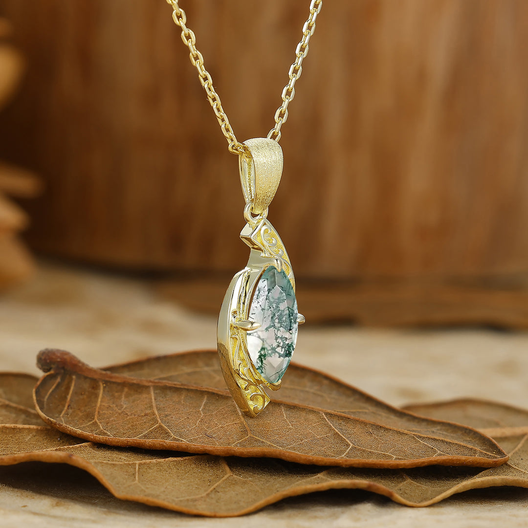 Vintage-Style Marquise Cut Moss Agate Pendant C-Shaped Pendant Necklace For Her
