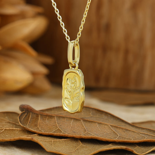 Unique Leaf Engraved Pendant Handcraft Pendant Necklace For Women