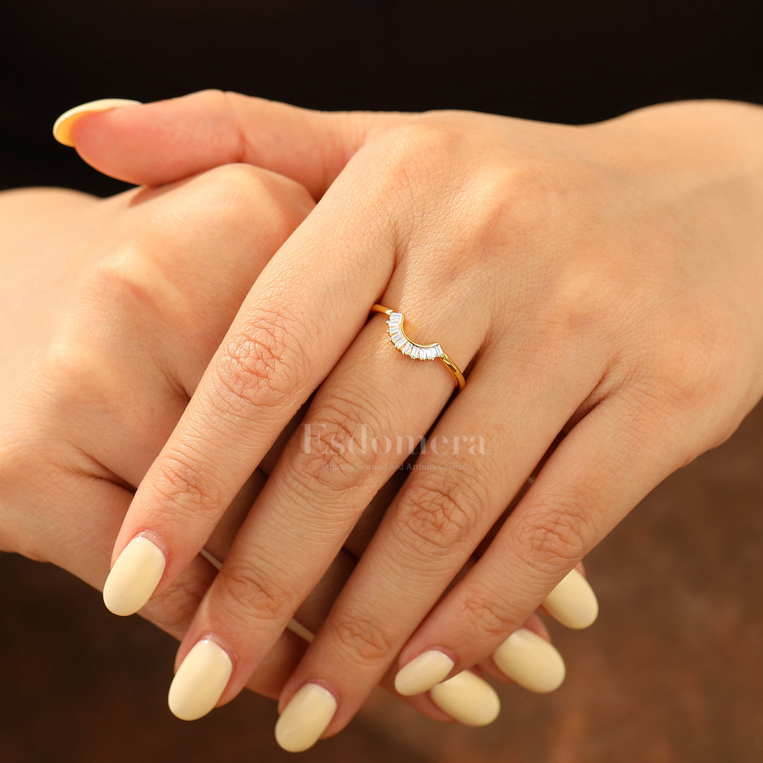 Elegant Minimalist Moissanite Band Curved Wedding Band Solid Yellow Gold Ring For Women