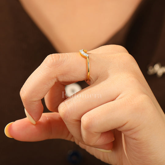 Elegant Minimalist Moissanite Band Curved Wedding Band Solid Yellow Gold Ring For Women