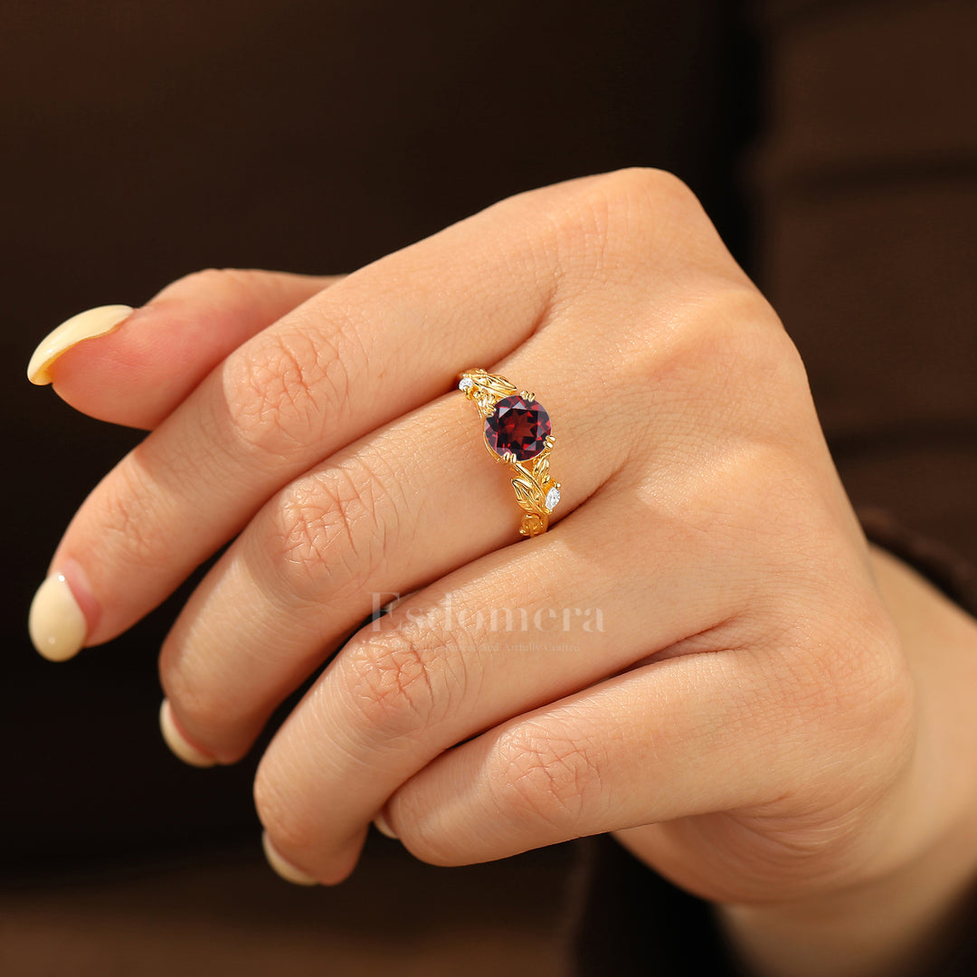 Leaf Engraved 1.25CT Round Red Garnet Engagement Ring 14K Gold Vintage Design Wedding Ring