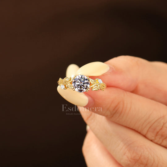Double Prongs Leaf Engraved Round Lab Grown Diamond Engagement Ring  (IGI Certified)