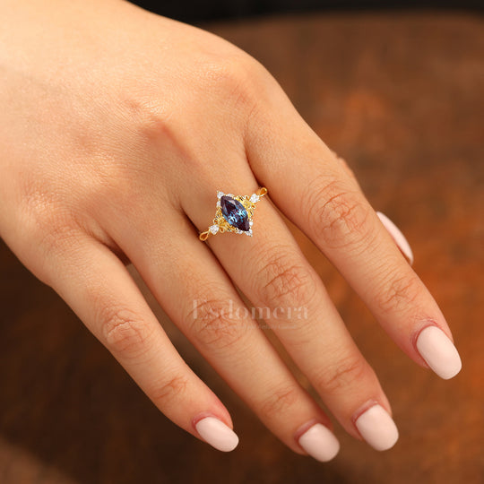 Artsy Bague de Mariage à Feuille Florale avec Alexandrite 1CT Taille Marquise Moissanite Anneau Creux